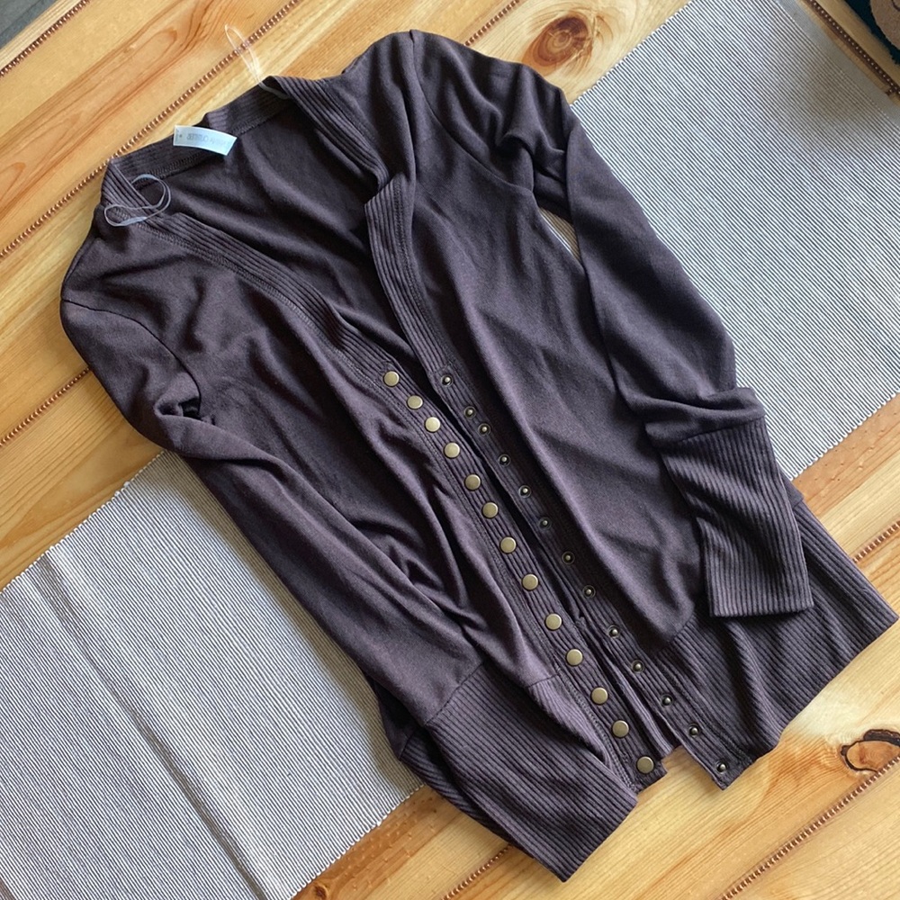 Cardigan sweater